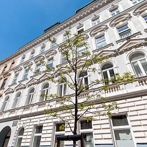 https://my-city-apartmentcosy-room.vienna-besthotels.com